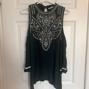 💙 3/30 Emerald Bell Sleeve and Lace Blouse